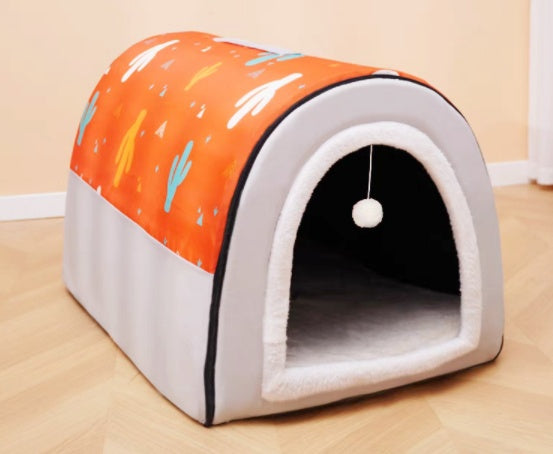 Universal All Seasons Large Dog House