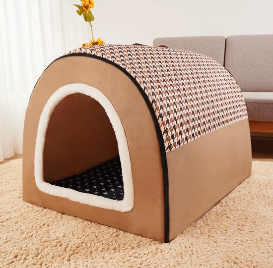 Universal All Seasons Large Dog House